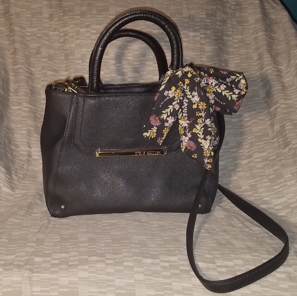 Steve Madden Handbags - Steve Madden Juno Satchel